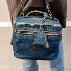 Chanel denim vintage cc vanity with strap, lock and key
